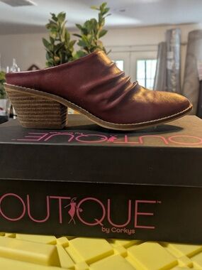 OUTIQUE by Corkys Women's Burgundy Leather Mule